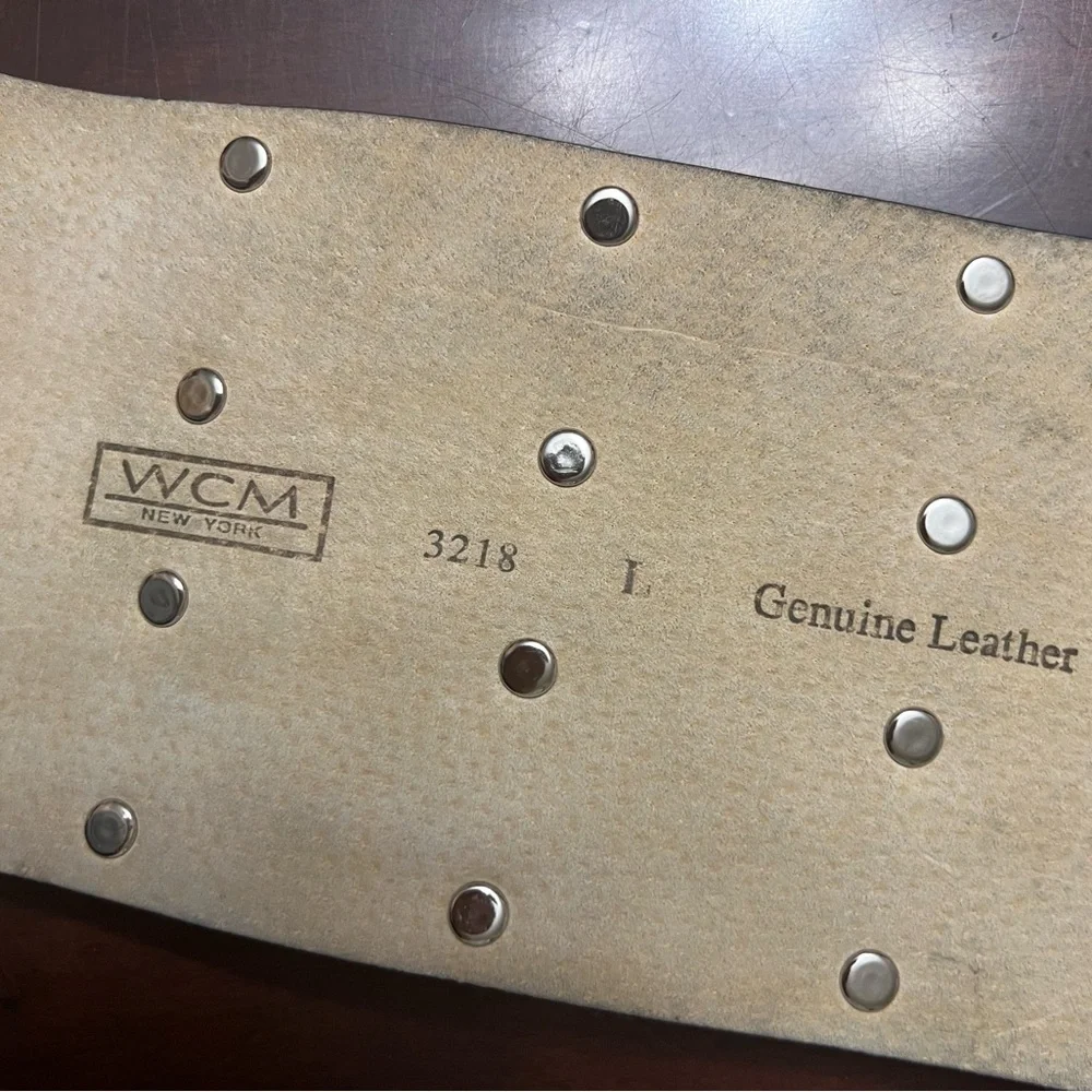 WCM wide statement stretch belt leather suede  black w/ silver toned hardware - Picture 3 of 7